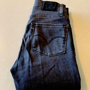 Size 23 Levi’s XS Faded Black Super Skinny Jean